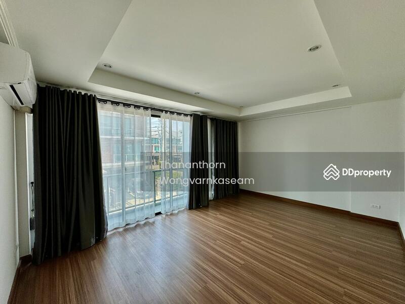 For Sale - Supalai Essence Ladprao, Bangkok