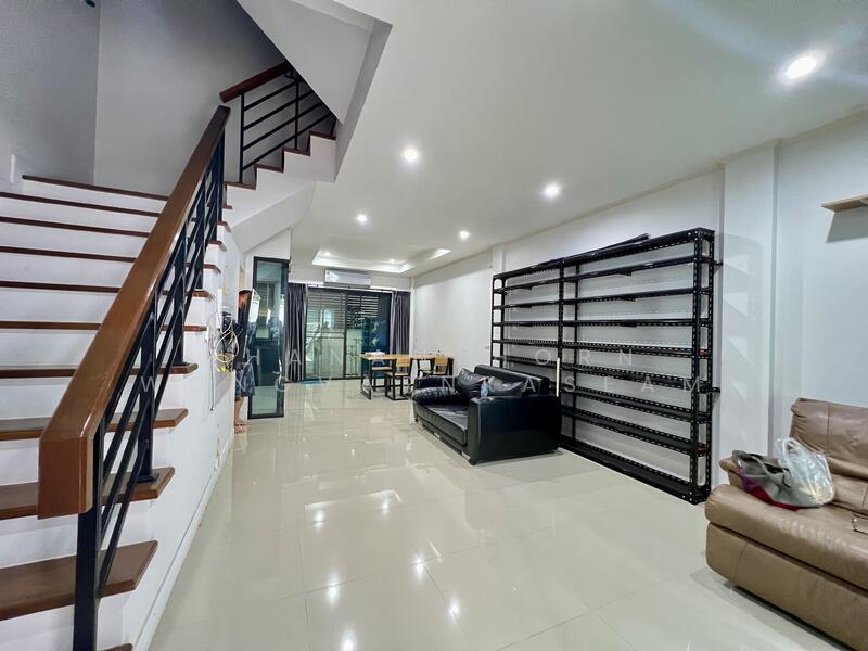 For Sale - Supalai Essence Ladprao, Bangkok