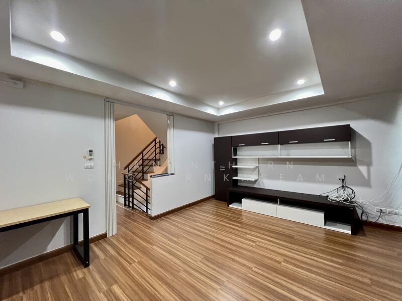 For Sale - Supalai Essence Ladprao, Bangkok