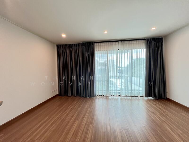 For Sale - Supalai Essence Ladprao, Bangkok