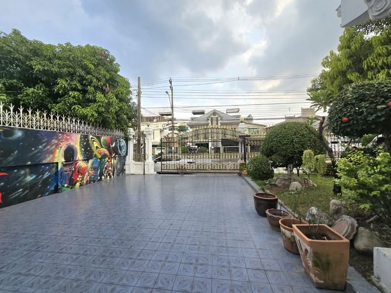 อัมรินทร์, กรุงเทพ, 1 รามอินทรา, อนุสาวรีย์, บางเขน, กรุงเทพ, 300 ตร.ม., บ้านเดี่ยว ให้เช่า, โดย กุลจิรา อภัยโส, 60121262 - DDproperty.com