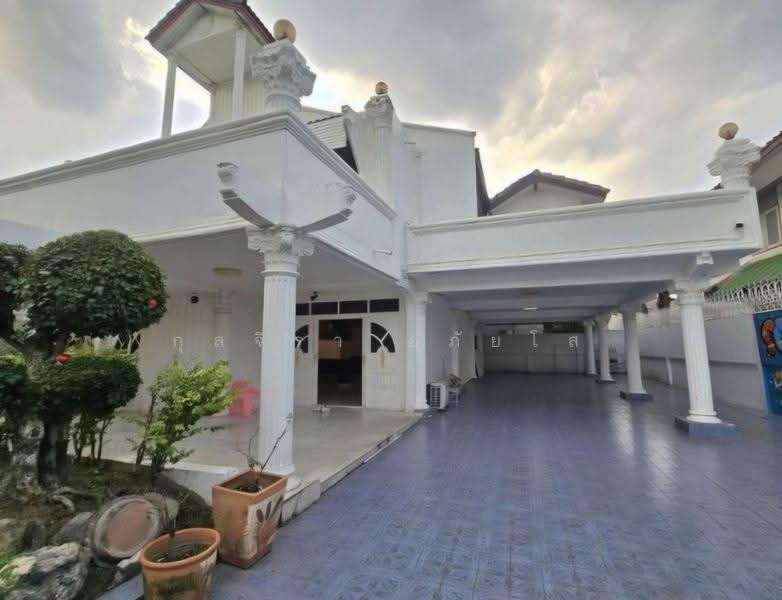 อัมรินทร์, Bangkok, 1 รามอินทรา, Anusaowari, Bang Khen, Bangkok, 3 Bedrooms, 300 sqm, Single Detached House For Rent, by กุลจิรา อภัยโส, 60121262 - DDproperty.com