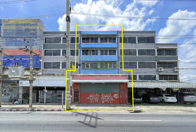 ขาย - อาคารพาณิชย์ 4.5 ชั้น ติดถนน ซอยเอกชัย 102 บางขุนเทียน, กรุงเทพ