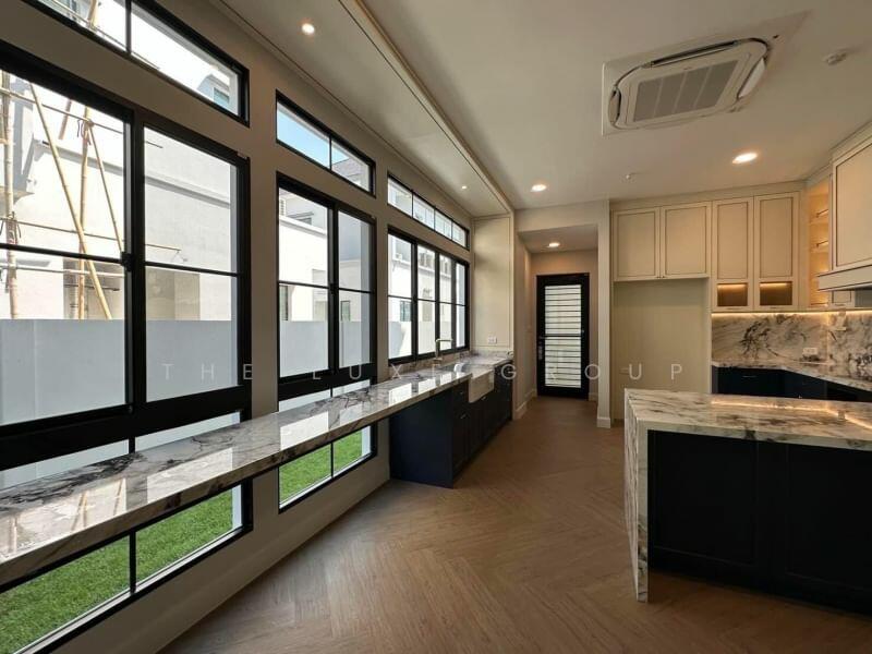 Nantawan Rama 9 - New Krungthepkreetha, Bangkok, Saphan Sung, Bangkok, 5 Bedrooms, 499 sqm, Single Detached House For Rent, by The Luxe Group, 60121409 - DDproperty.com