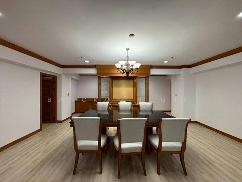 Centre Point Residence Phromphong : เซ็นเตอร์พ้อยท์ เรสซิเด้นซ์ พร้อมพงษ์, กรุงเทพ, ซ.สุขุมวิท39, คลองตันเหนือ, วัฒนา, กรุงเทพ, 265 ตร.ม., คอนโด ให้เช่า, โดย Bangkok House Living, 60121652 - DDproperty.com
