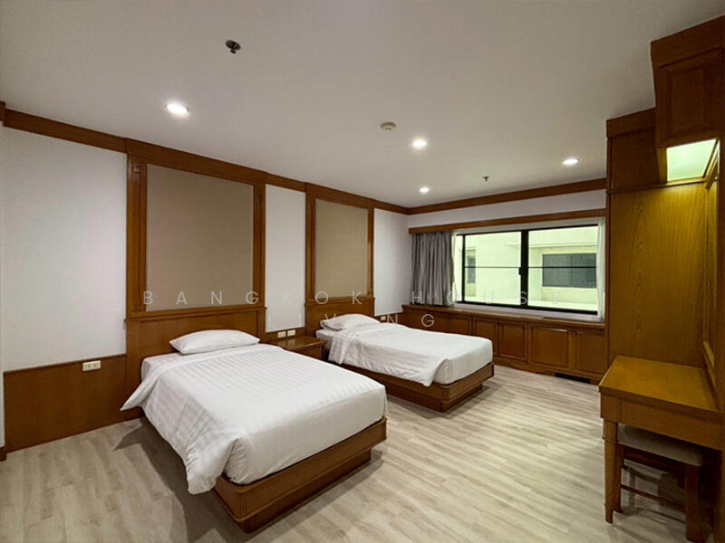 Centre Point Residence Phromphong : เซ็นเตอร์พ้อยท์ เรสซิเด้นซ์ พร้อมพงษ์, กรุงเทพ, ซ.สุขุมวิท39, คลองตันเหนือ, วัฒนา, กรุงเทพ, 265 ตร.ม., คอนโด ให้เช่า, โดย Bangkok House Living, 60121652 - DDproperty.com