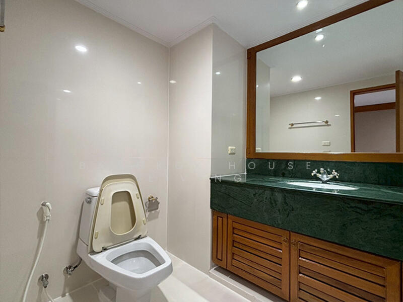 Centre Point Residence Phromphong : เซ็นเตอร์พ้อยท์ เรสซิเด้นซ์ พร้อมพงษ์, กรุงเทพ, ซ.สุขุมวิท39, คลองตันเหนือ, วัฒนา, กรุงเทพ, 265 ตร.ม., คอนโด ให้เช่า, โดย Bangkok House Living, 60121652 - DDproperty.com