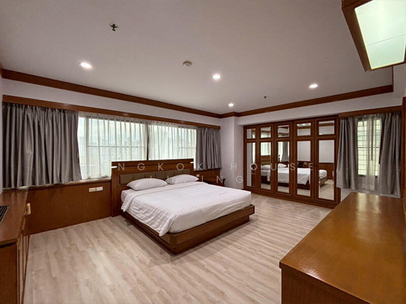 Centre Point Residence Phromphong : เซ็นเตอร์พ้อยท์ เรสซิเด้นซ์ พร้อมพงษ์, กรุงเทพ, ซ.สุขุมวิท39, คลองตันเหนือ, วัฒนา, กรุงเทพ, 265 ตร.ม., คอนโด ให้เช่า, โดย Bangkok House Living, 60121652 - DDproperty.com