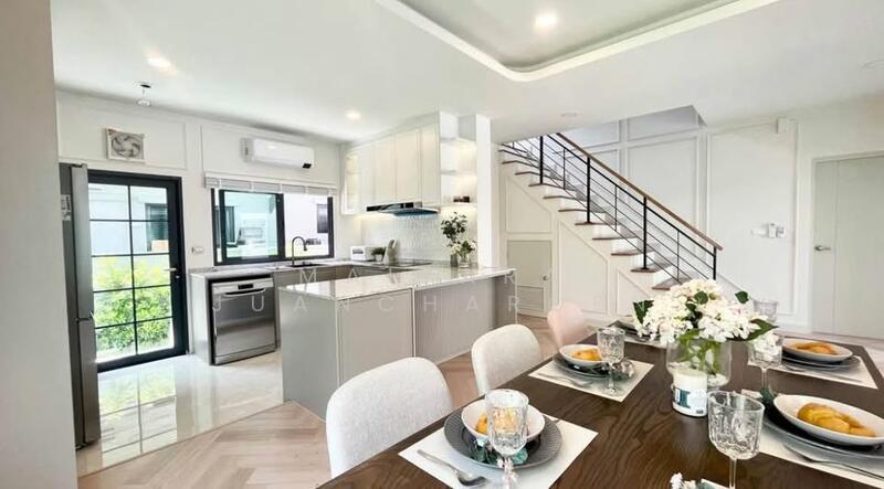 Centro Bangna, Samut Prakan, 111 Soi 3, Bang Kaeo, Bang Plee, Samut Prakan, 4 Bedrooms, 280 sqm, Single Detached House For Rent, by Maiyara Juancharoen, 60121668 - DDproperty.com