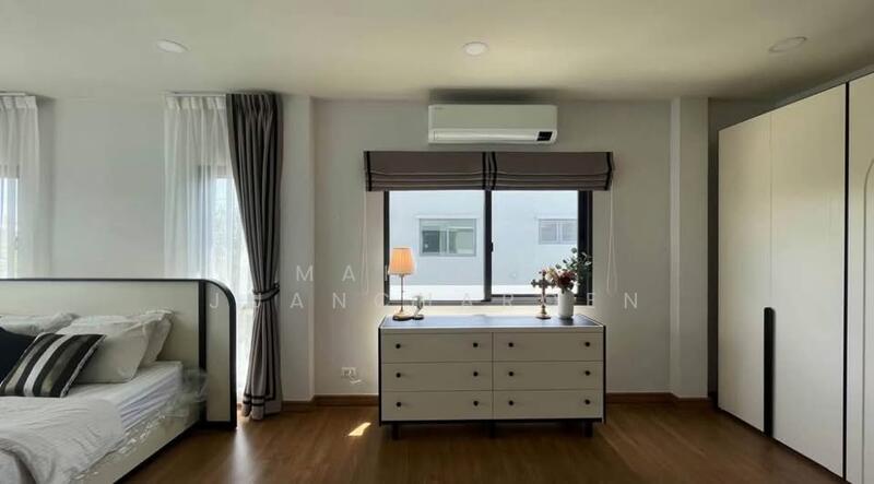 Centro Bangna, Samut Prakan, 111 Soi 3, Bang Kaeo, Bang Plee, Samut Prakan, 4 Bedrooms, 280 sqm, Single Detached House For Rent, by Maiyara Juancharoen, 60121668 - DDproperty.com