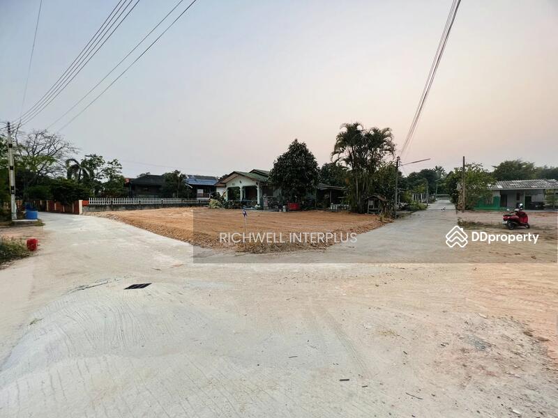 ขาย - ขายที่ดินน้ำคอกถมแล้ว 75 ตรว. ติดถนน2ด้านใกล้เซ็นทรัลระยอง2.3กม. เมืองระยอง, ระยอง