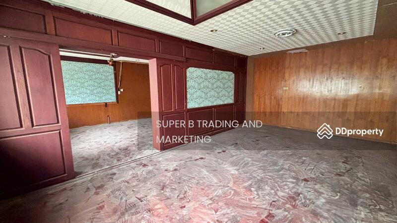 For Rent - For rent: commercial building on Cheu Plerng Road, located near Khlong Toei Market., Bangkok