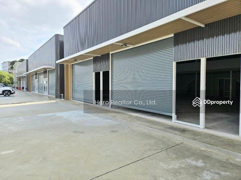 For Rent - For Rent Bangkok Warehouse Town In Town Pradit Munutham BRE23636, Bangkok