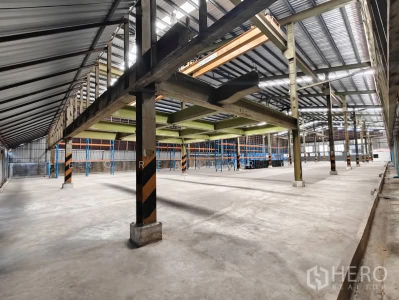 ให้เช่า โกดังกรุงเทพ วิภาวดีรังสิต ใกล้สนามบินดอนเมือง หลักสี่ MRT หลักสี่ BRE25493, กรุงเทพ, ตลาดบางเขน, หลักสี่, กรุงเทพ, 2,300 ตร.ม., โกดัง-โรงงาน ให้เช่า, โดย Hero Realtor Co., Ltd., 60122257 - DDproperty.com