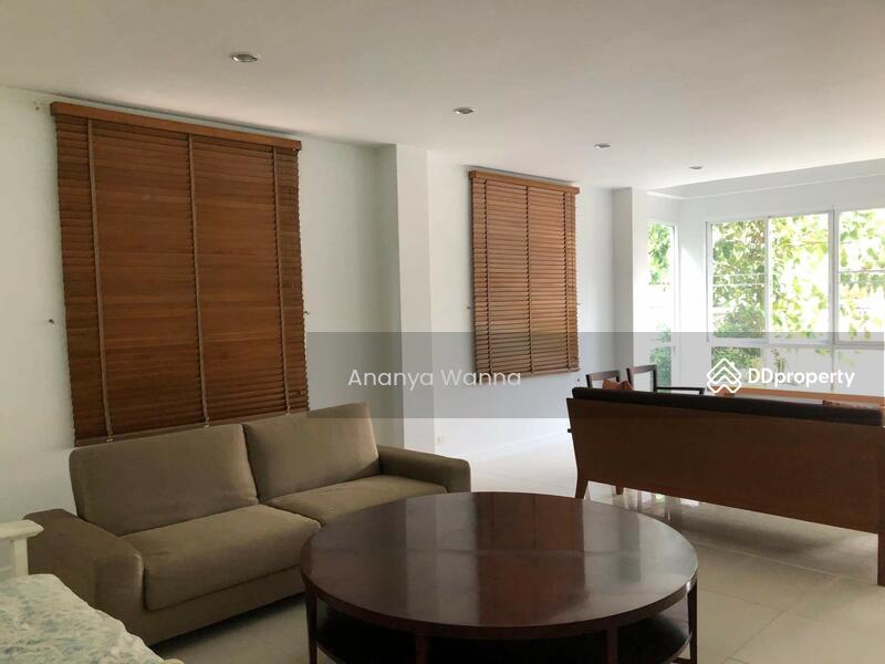 For Rent - 3-Bedroom House, Bangkok