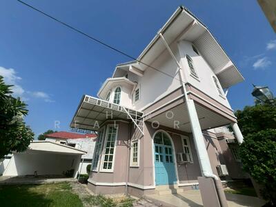 ขาย - หมู่บ้านเมืองทอง 4 พระโขนง 10260, กรุงเทพ