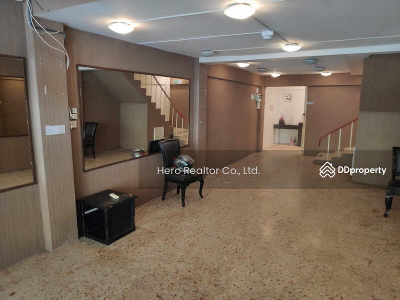 For Rent - For Rent Bangkok Town House Rama 4 BTS Lumpini Sathorn BRE16564, Bangkok