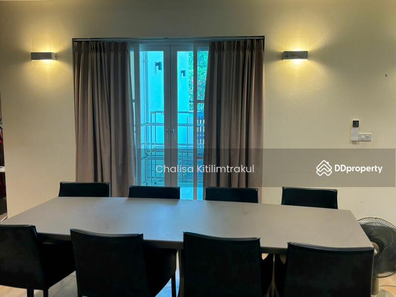 For Sale - 6-Bedroom House, Chon Buri