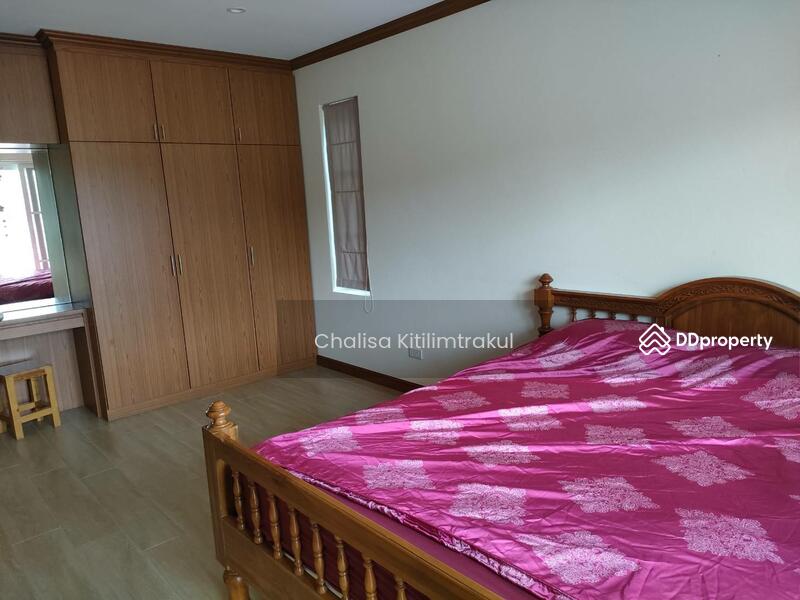 For Sale - 6-Bedroom House, Chon Buri