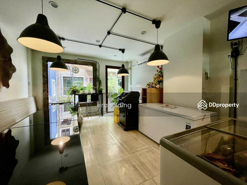 For Sale - Venice Di Iris Watcharapon, Bangkok