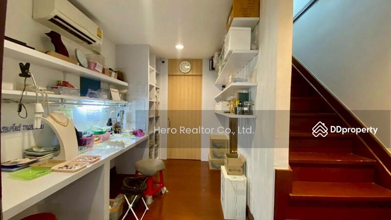 For Rent - For Rent Bangkok Retail Space Yaowarat Samphanthawong BRE25552, Bangkok