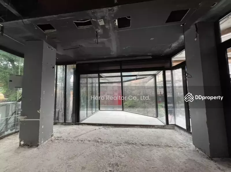 For Rent - For Rent Bangkok Commercial Space Retail Shop Sukhumvit Watthana BTS Thong Lo BRE25464, Bangkok