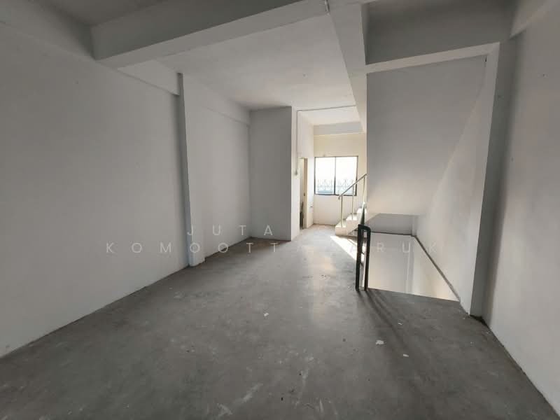 ให้เช่าหรือขาย อาคารพาณิชย์ 4 ชั้น 2 คูหา คูหาละ 20 ตร.ว. ติดถนนเศรษฐกิจ 1 ตำบลนาดี เมืองสมุทรสาคร, สมุทรสาคร, นาดี, เมืองสมุทรสาคร, สมุทรสาคร, 80 ตร.ม., ตึกแถว-อาคารพาณิชย์ ให้เช่า, โดย Jutanon Komoottanaruk, 60122958 - DDproperty.com