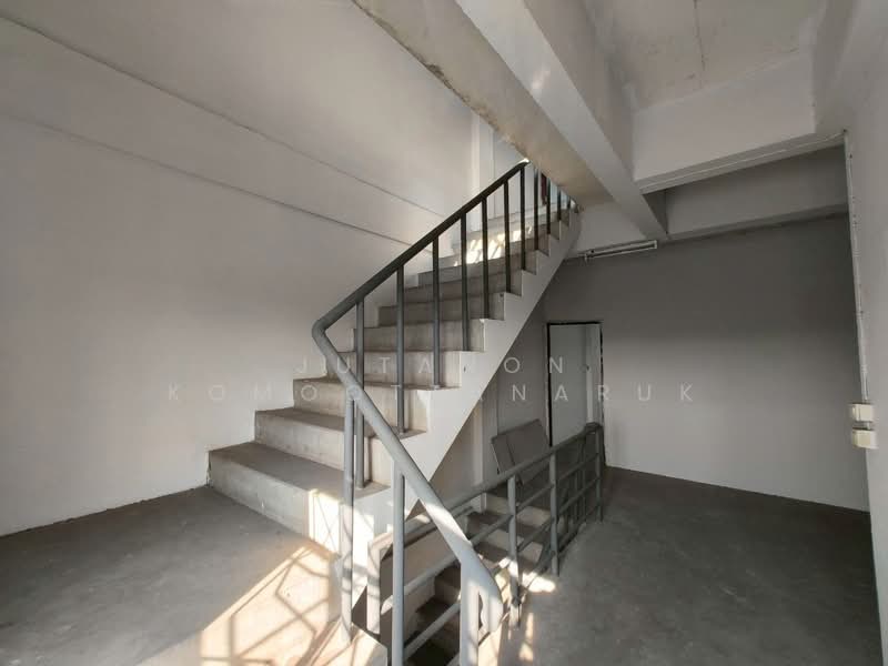 ให้เช่าหรือขาย อาคารพาณิชย์ 4 ชั้น 2 คูหา คูหาละ 20 ตร.ว. ติดถนนเศรษฐกิจ 1 ตำบลนาดี เมืองสมุทรสาคร, สมุทรสาคร, นาดี, เมืองสมุทรสาคร, สมุทรสาคร, 80 ตร.ม., ตึกแถว-อาคารพาณิชย์ ให้เช่า, โดย Jutanon Komoottanaruk, 60122958 - DDproperty.com