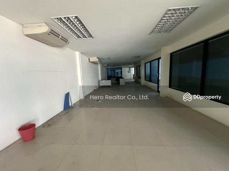 For Rent - Office and Warehouse for Rent at Chaloem Phra Kiat Tee 9 Prawet Bangkok BRE19439, Bangkok