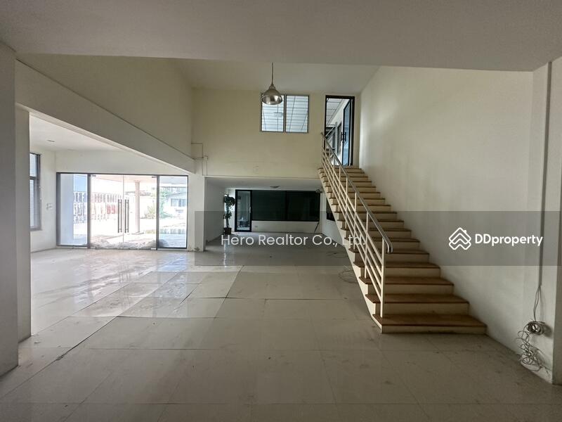 For Rent - Office and Warehouse for Rent at Chaloem Phra Kiat Tee 9 Prawet Bangkok BRE19439, Bangkok