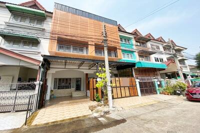 ขาย - หมู่บ้านอมรพันธ์ 12, กรุงเทพ