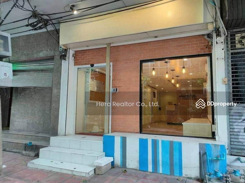 For Rent - For Rent Bangkok Shophouse Silom BTS Chong Nonsi Bang Rak BRE22891, Bangkok