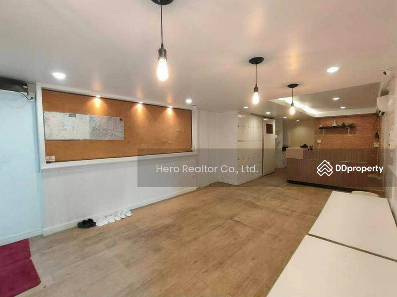For Rent - For Rent Bangkok Shophouse Silom BTS Chong Nonsi Bang Rak BRE22891, Bangkok