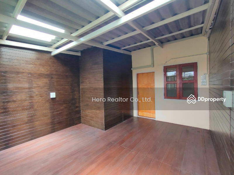 For Rent - For Rent Bangkok Shophouse Silom BTS Chong Nonsi Bang Rak BRE22891, Bangkok