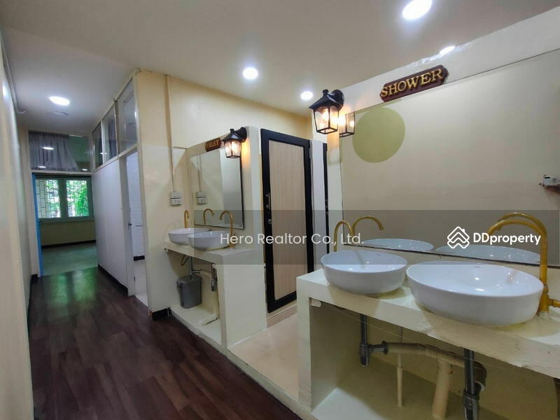 For Rent - For Rent Bangkok Shophouse Silom BTS Chong Nonsi Bang Rak BRE22891, Bangkok