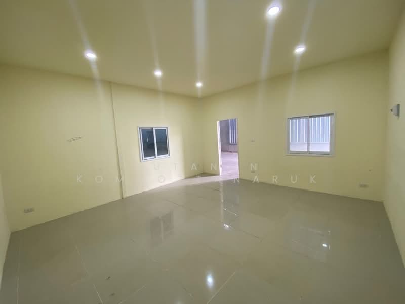 For Rent - ให้เช่า โกดัง โรงงาน คลังสินค้า ขนาดเริ่มต้น 100 ถึง 1500 ตร.ม. ทำเลดี แถวบางน้ำจืด สมุทรสาคร, Samut Sakhon