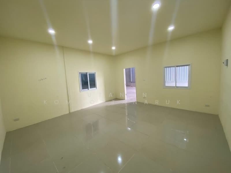 ให้เช่า โกดัง โรงงาน คลังสินค้า ขนาดเริ่มต้น 100 ถึง 1500 ตร.ม. ทำเลดี แถวบางน้ำจืด สมุทรสาคร, สมุทรสาคร, บางน้ำจืด, เมืองสมุทรสาคร, สมุทรสาคร, 450 ตร.ม., โกดัง-โรงงาน ให้เช่า, โดย Jutanon Komoottanaruk, 60123235 - DDproperty.com