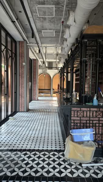 พื้นที่ให้เช่า พร้อมพงษ์ สุขุมวิท ติดถนน 39 : retail space for rent Prompong Sukhumvit 39, กรุงเทพ, คลองตันเหนือ, วัฒนา, กรุงเทพ, 87 ตร.ม., พื้นที่ขายของ ให้เช่า, โดย TOAH T., 60123516 - DDproperty.com