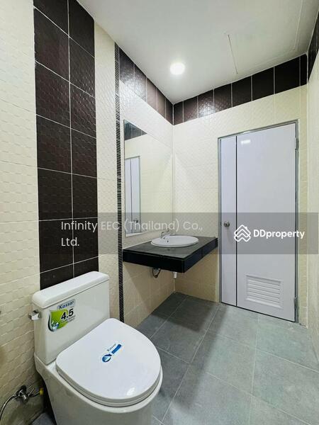 For Sale - (In1) ขายบ้านเดี่ยวรีโนเวทใหม่ ใกล้มหาวิทยาลัย และนิคมแหลมฉบัง, Chon Buri