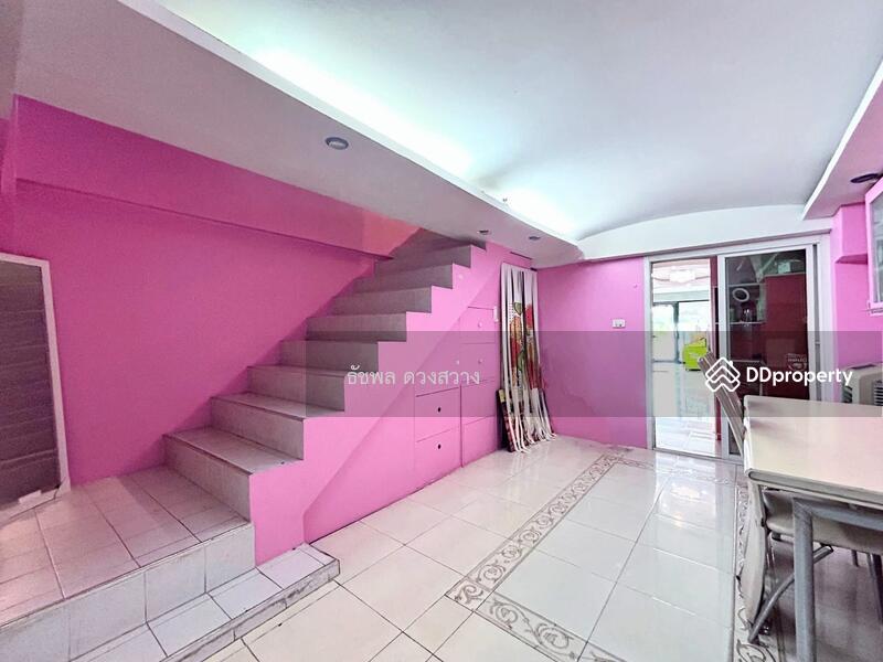 For Sale - Hot Deal! Commercial Building with Business in Cha-Am Market Urgent Sale! Prime Location on Cha-Am, Phetchaburi