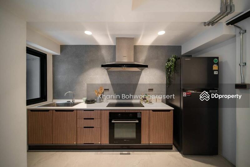For Sale - 3-Br Townhouse near ARL Ramkhamhaeng, Bangkok