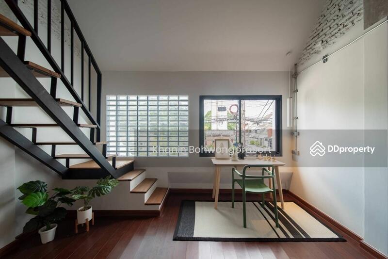For Sale - 3-Br Townhouse near ARL Ramkhamhaeng, Bangkok