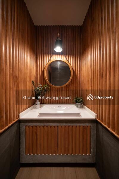 For Sale - 3-Br Townhouse near ARL Ramkhamhaeng, Bangkok