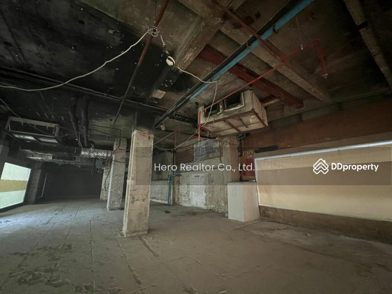 For Rent - For Rent Bangkok Retail Silom BTS Sala Daeng Bang Rak BRE19249, Bangkok