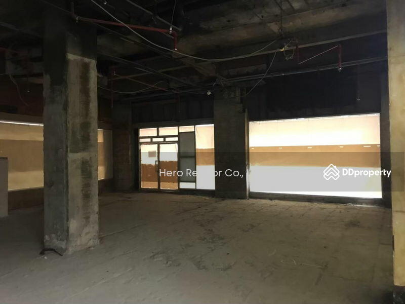 For Rent - For Rent Bangkok Retail Silom BTS Sala Daeng Bang Rak BRE19249, Bangkok