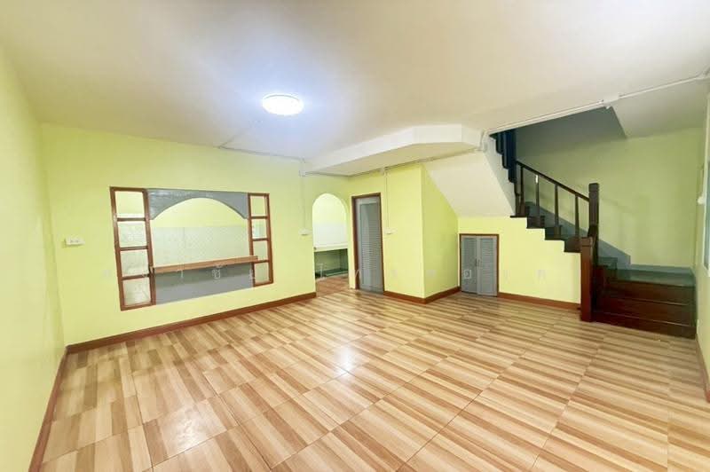 Baan Pruksa 13 Rangsit-Klong 3, Pathum Thani, Moobaan Pruksa 13, Khlong Sam, Khlong Luang, Pathum Thani, 3 Bedrooms, 110 sqm, Townhouse For Sale, by สง่าชัย ไทรทองคำ, 60124215 - DDproperty.com