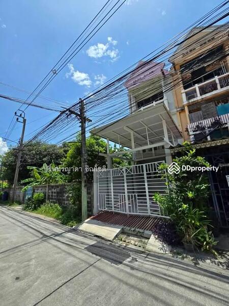 For Rent - Townhouse near BTS Phahon Yothin 59, Bangkok