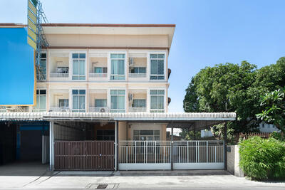 ขาย - ทาวน์โฮม อ่อนนุช 66 : Townhome On Nut 66, กรุงเทพ