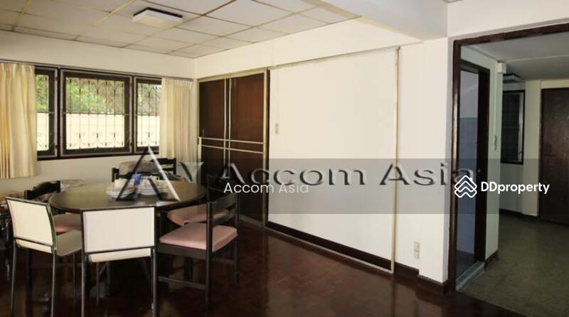 ขาย - 3 Bedrooms Townhouse for Sale in Sukhumvit, Bangkok near BTS Ekkamai (2520828), กรุงเทพ