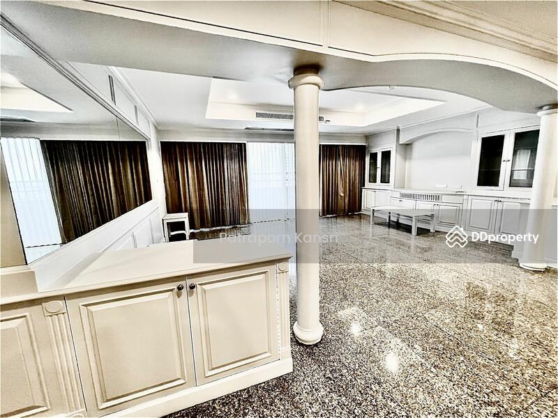 For Rent - Oriental Towers, Bangkok